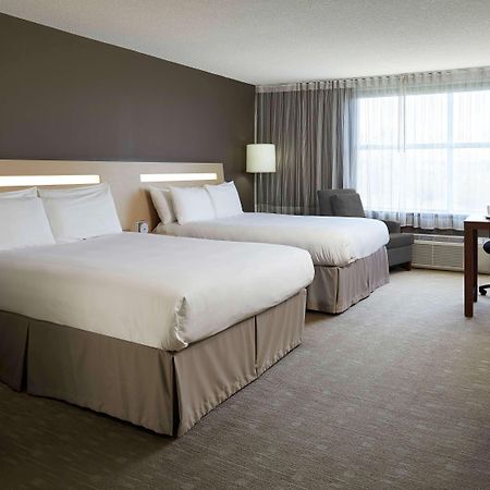 Novotel Montreal Aeroport Dorval Exterior foto